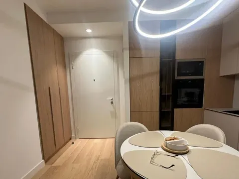 Prodaja, dvosoban stan, 74m², Savski Venac, Beograd - image 3