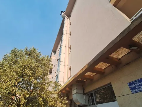 Izdavanje, poslovni prostor, 300m², City Kvart, Podgorica - image 3