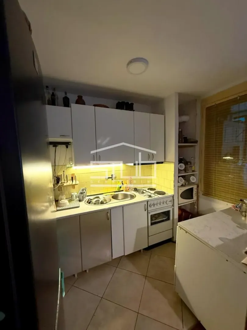 Sale, three bedroom apartment, 56m², Bele Vode, Beograd