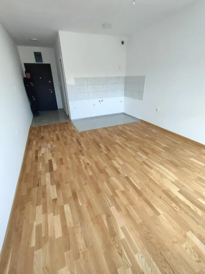 Izdavanje, garsonjera, 27m², Telep, Novi Sad Sve Podlokacije