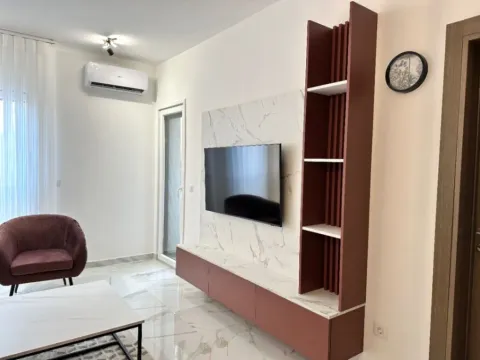 Rent, one bedroom apartment, 47m², Radanovići, Kotor - image 4