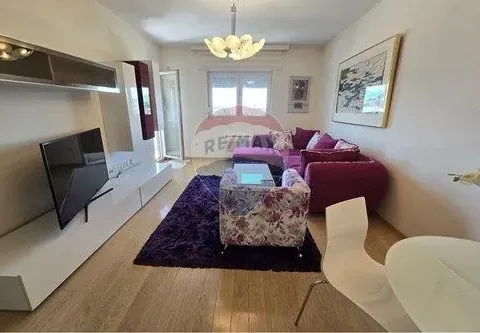 Izdavanje, dvosoban stan, 72m², City Kvart, Podgorica - image 9