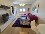 Izdavanje, dvosoban stan, 72m², City Kvart, Podgorica - image 9