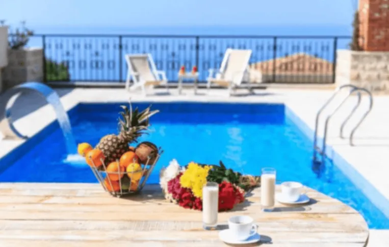 Izdavanje, kuća, 130m², Reževići, Budva
