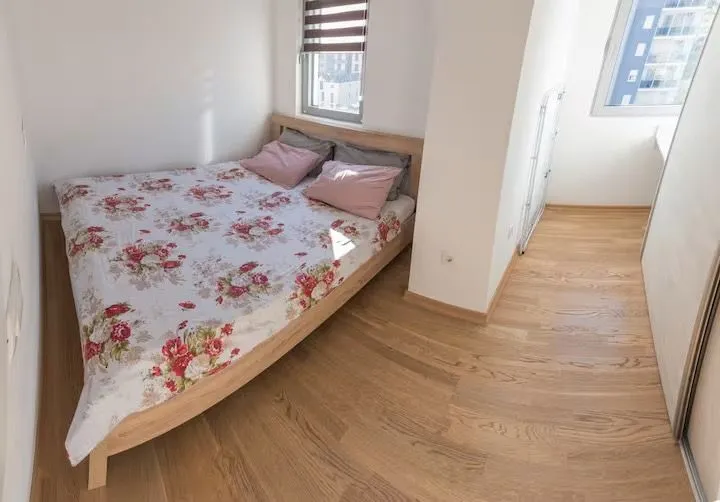 Rent, one bedroom apartment, 40m², Centar, Budva