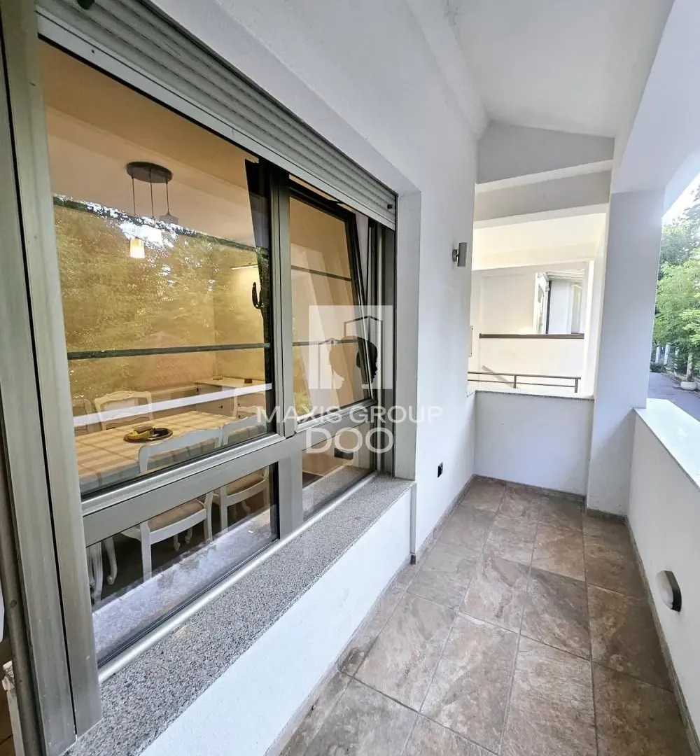 Izdavanje, kuća, 303m², Košutnjak, Beograd