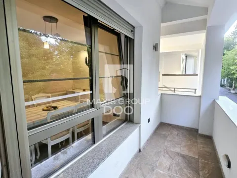 Izdavanje, kuća, 303m², Košutnjak, Beograd - image 19