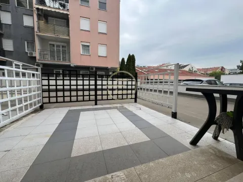 Izdavanje, dvosoban stan, 39m², Rotkvarija, Novi Sad Sve Podlokacije - image 16