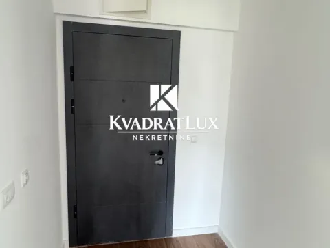 Sale, two bedroom apartment, 71m², Centar, Bar - image 4