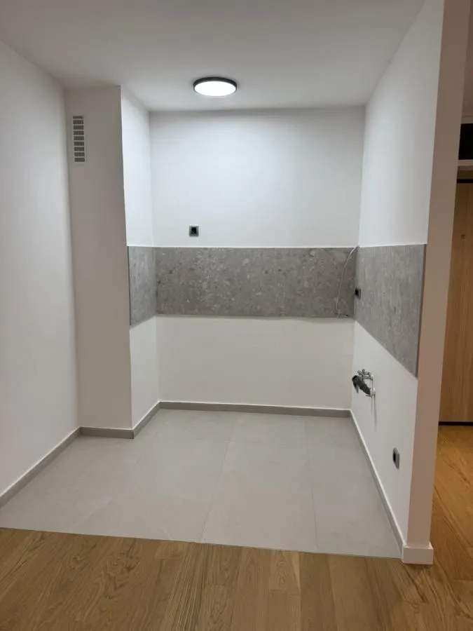Prodaja, dvosoban stan, 48m², Avijatičarsko naselje, Novi Sad Sve Podlokacije