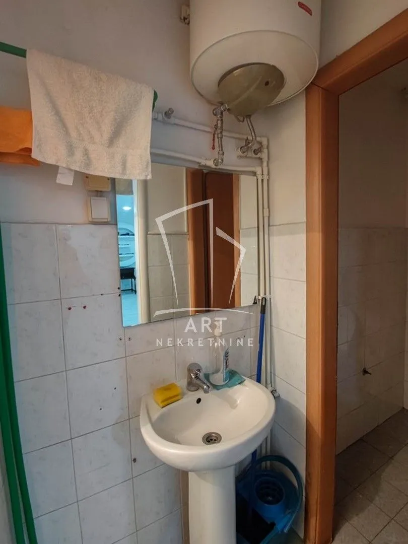 Sale, office space, 29m², Dorćol Sve Podlokacije, Beograd