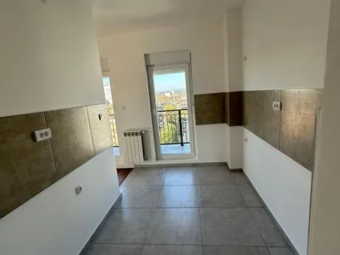 Prodaja, trosoban stan, 72m², Bubanj, Kragujevac - image 4