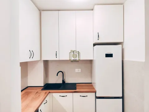 Sale, one bedroom apartment, 40m², Central Point, Podgorica - image 12