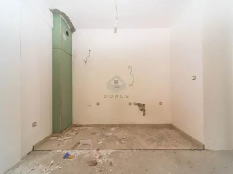 Prodaja, dvosoban stan, 67m², Stari Aerodrom, Podgorica - image 4