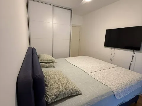 Prodaja, dvosoban stan, 72m², Centar, Bar - image 7