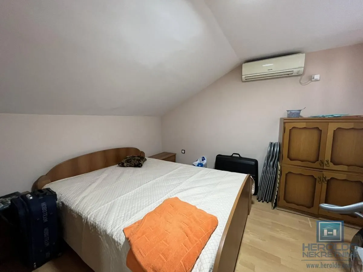 Prodaja, kuća, 400m², Centar, Jagodina