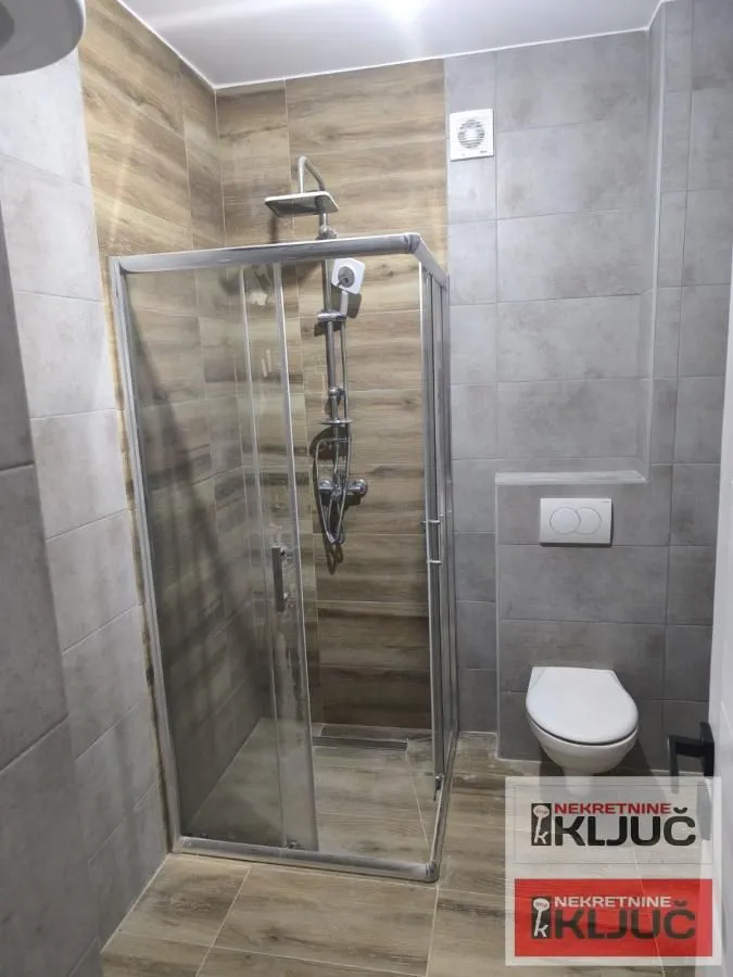 Prodaja, dvosoban stan, 52m², Grbavica, Novi Sad Sve Podlokacije