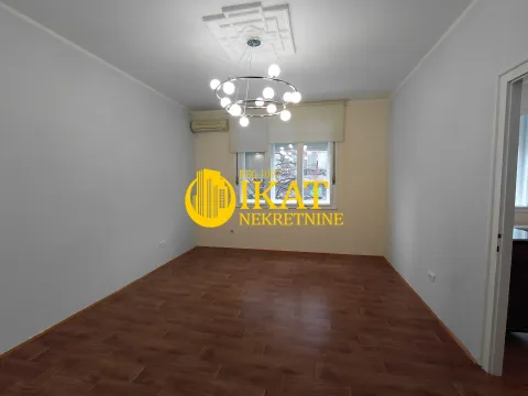 Izdavanje, poslovni prostor, 110m², Crveni Krst, Beograd - image 4