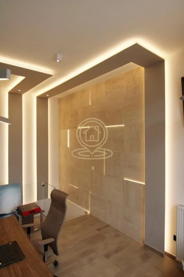 Rent, office space, 50m², Centar, Novi Sad