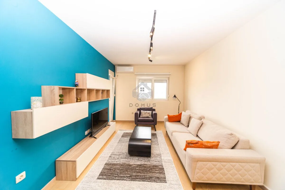 Izdavanje, jednosoban stan, 49m², City Kvart, Podgorica