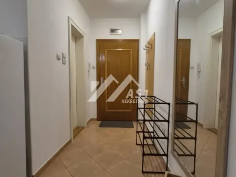 Izdavanje, jednosoban stan, 33m², Socijalno, Novi Sad Sve Podlokacije - image 5