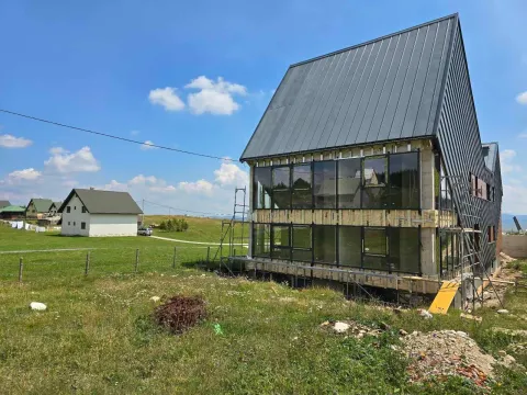 Prodaja, jednosoban stan, 31m², Žabljak, Crna Gora - image 15