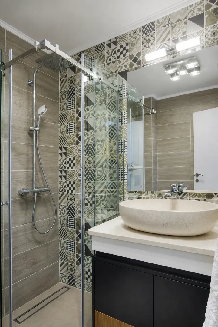 Rent, house, 190m², Jaz, Budva