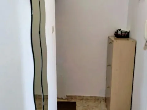 Izdavanje, garsonjera, 33m², Podgorica, Crna Gora - image 5