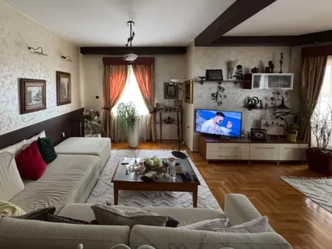 Prodaja, trosoban stan, 109m², Momišići, Podgorica - image 2