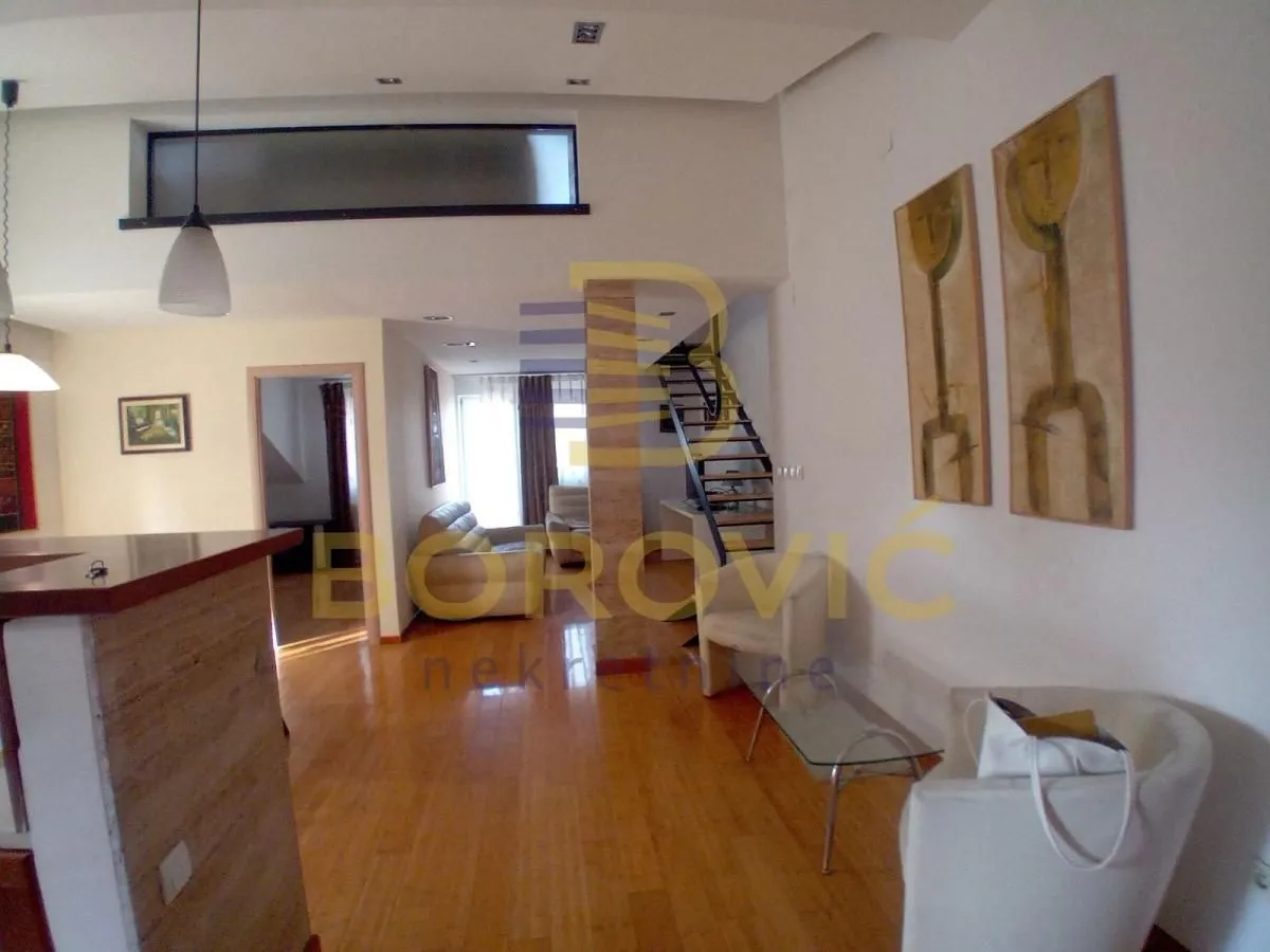 Rent, two bedroom apartment, 100m², Savski Venac, Beograd