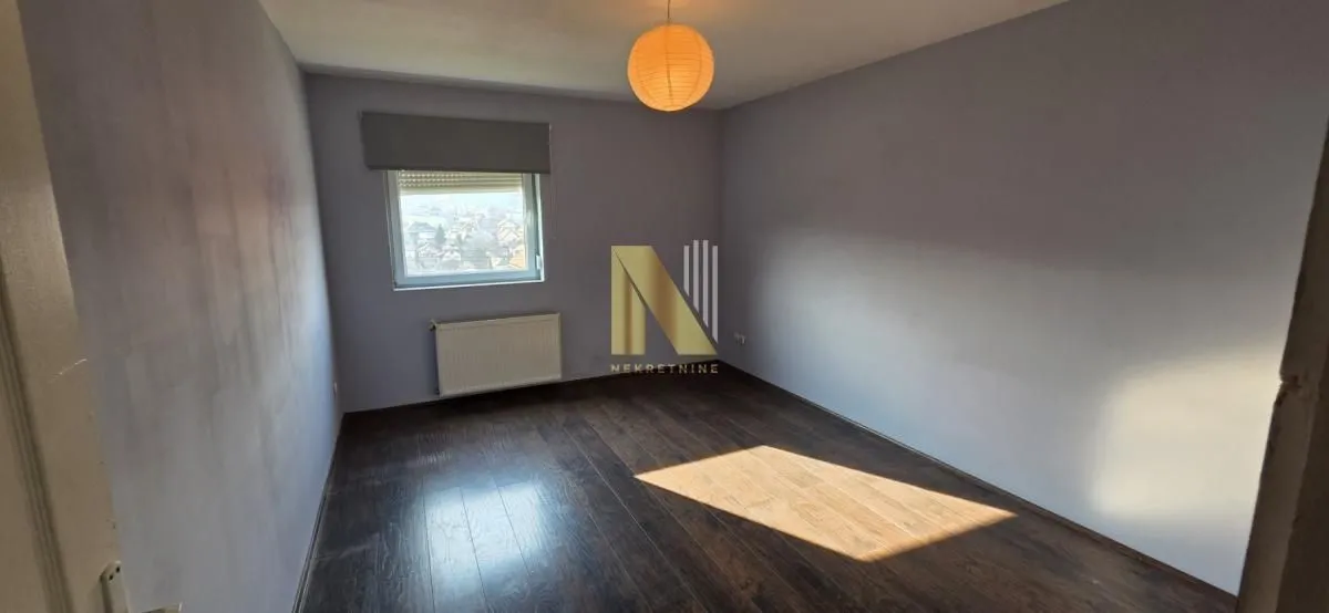 Prodaja, kuća, 312m², Novi Sad, Srbija