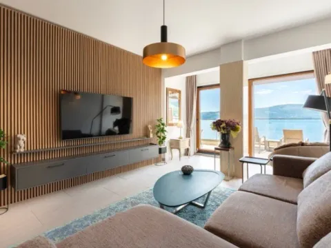 Prodaja, dvosoban stan, 91m2, Opatovo, Tivat