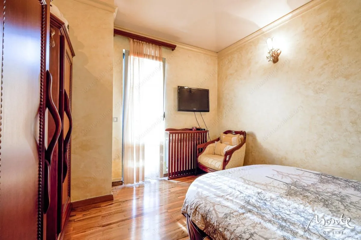 Sale, four bedroom apartment, 179m², Budva, Crna Gora