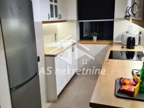 Izdavanje, trosoban stan, 85m², Novi Beograd Blok 67, Novi Beograd Sve Podlokacije - image 6