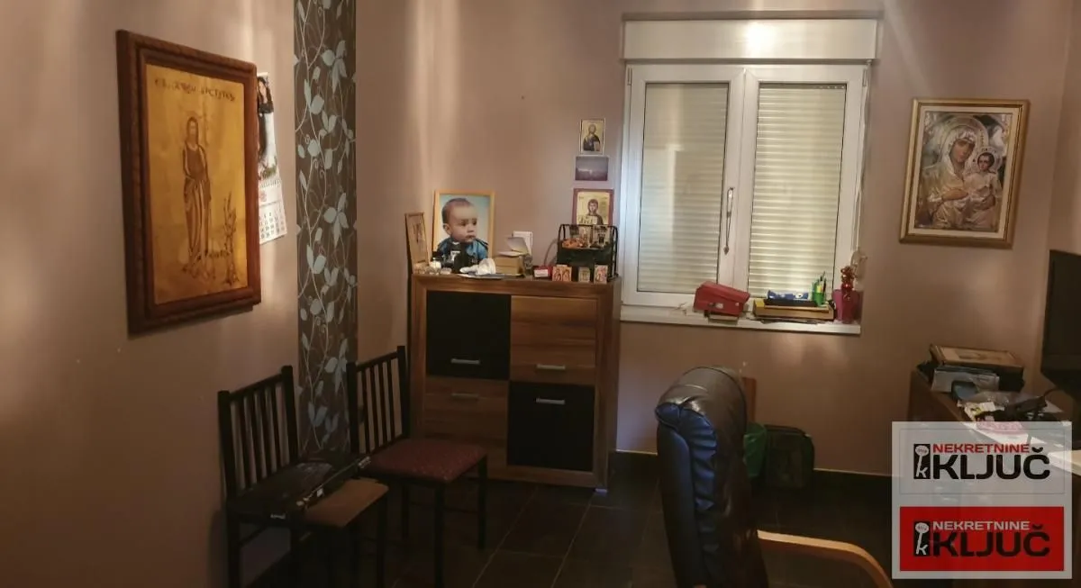Rent, house, 1000m², Kać, Novi Sad Sve Podlokacije