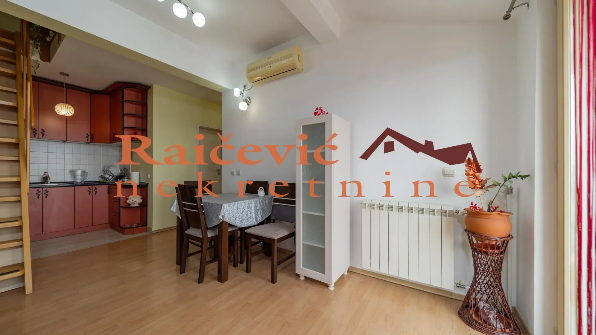 Izdavanje, trosoban stan, 65m², Kluz, Zvezdara Sve Podlokacije