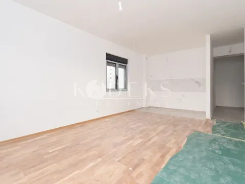 Rent, office space, 64m², City Kej, Podgorica - image 3