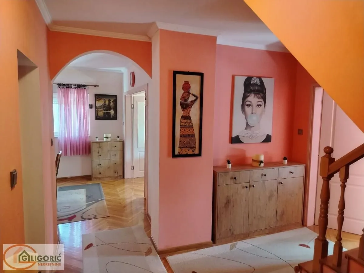 Prodaja, stan, 119m², Vidikovački venac, Rakovica
