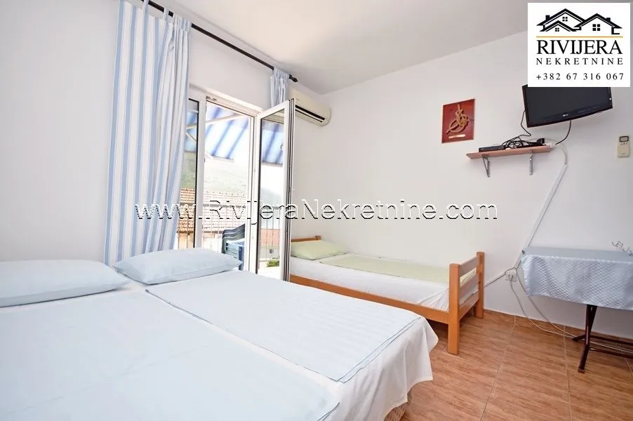 Prodaja, kuća, 300m², Đenovići, Herceg Novi