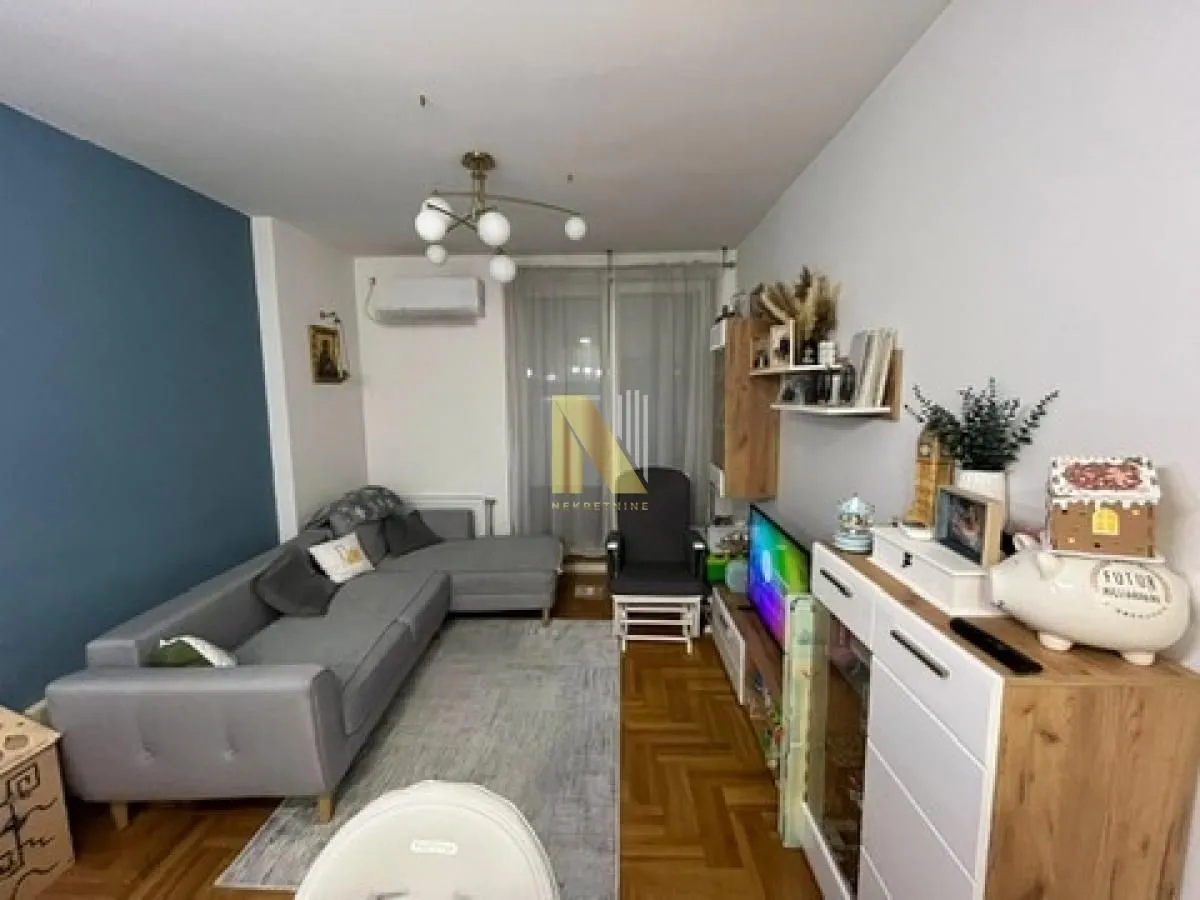 Prodaja, trosoban stan, 59m², Nova Detelinara, Novi Sad Sve Podlokacije