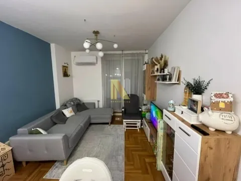 Stan in Nova Detelinara