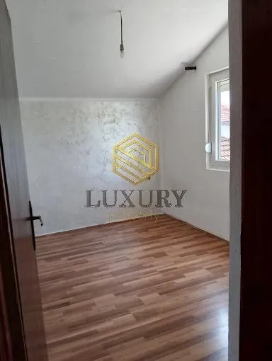 Rent, two bedroom apartment, 74m², Tološi, Podgorica