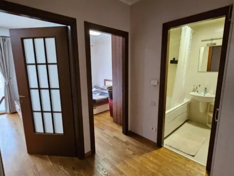 Izdavanje, jednosoban stan, 51m², City Kvart, Podgorica - image 7