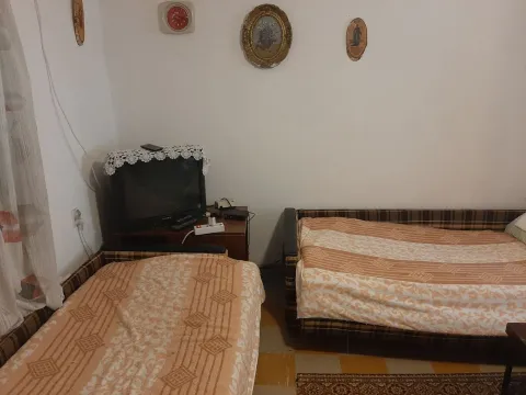 Prodaja, kuća, 210m², Bar, Crna Gora - image 10