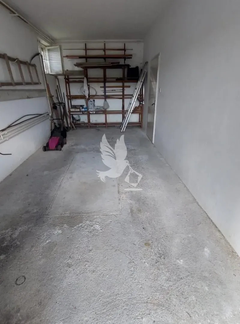 Sale, house, 237m², Koraćica, Mladenovac