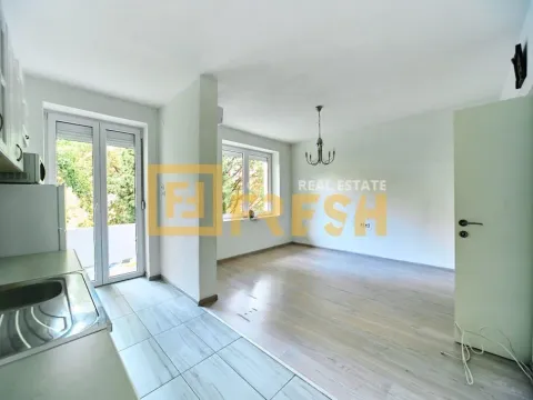 Izdavanje, trosoban stan, 85m², Gorica C, Podgorica - image 14