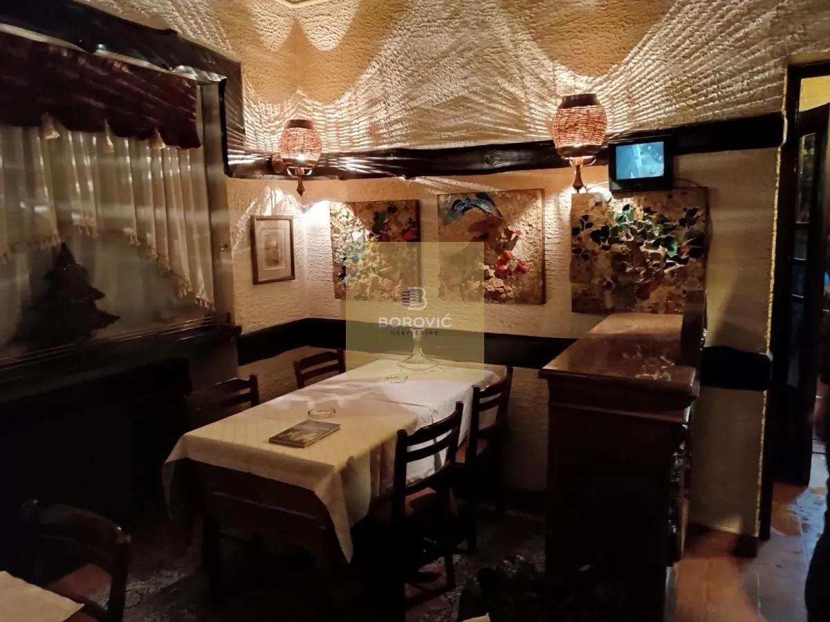Prodaja, ugostiteljski objekat, 244m², Zemun Kalvarija, Zemun Sve Podlokacije