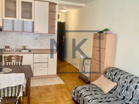 Izdavanje, garsonjera, 21m², Preko Morače, Podgorica - image 1