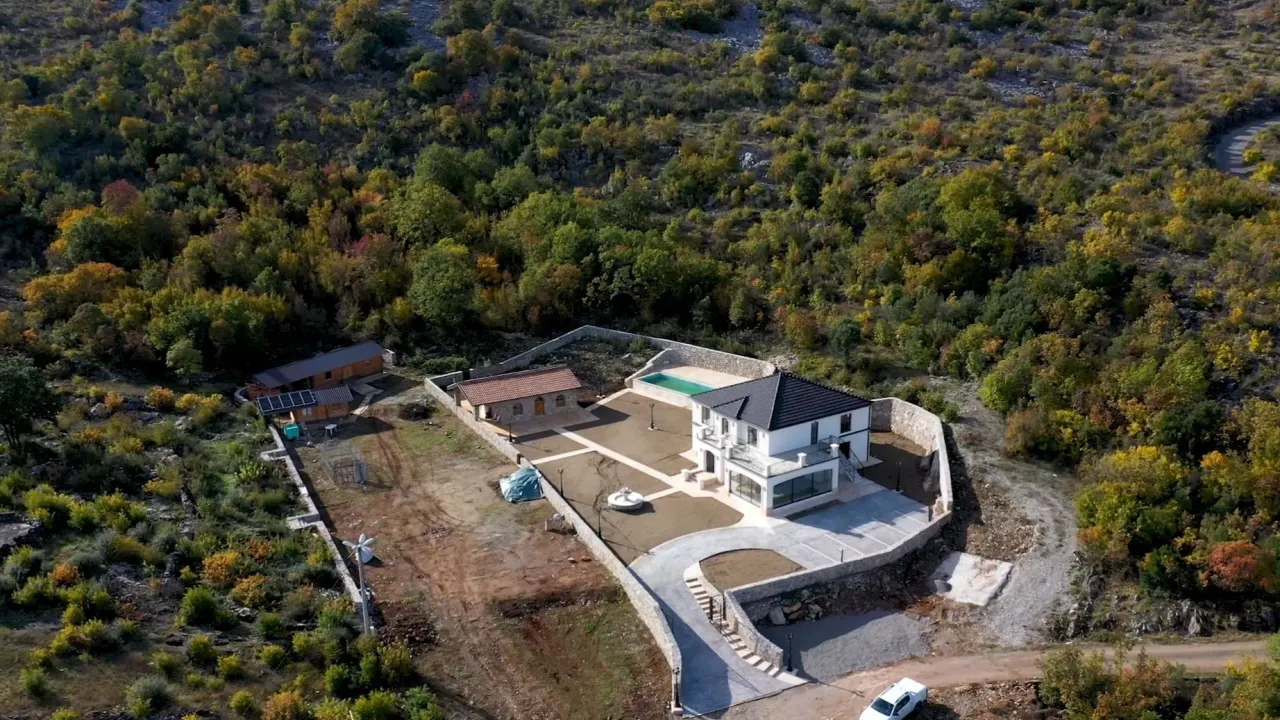 Sale, house, 350m², Podgorica, Crna Gora