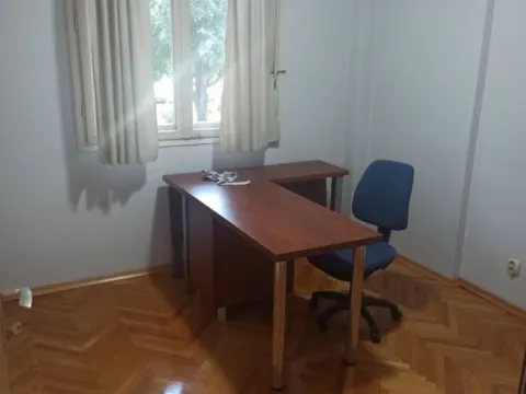 Izdavanje, poslovni prostor, 65m², Preko Morače, Podgorica - image 10